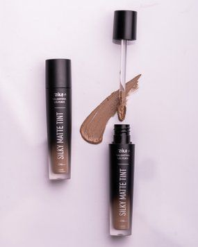 ZOLA x Valentina Lelyukh Рідкі тіні для повік Silky Matte Tint 04 Sandstone 0488 фото